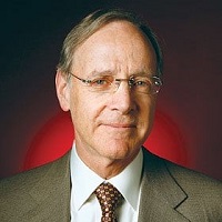 Lewis E Sanders Headshot