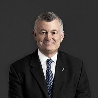 William Lauder Headshot