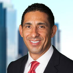 Leo Espinoza ’02