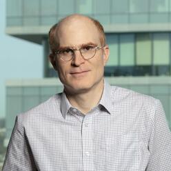 Photo of Prof. Olivier Toubia