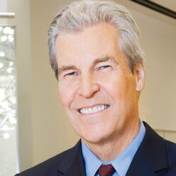 Terry Lundgren headshot