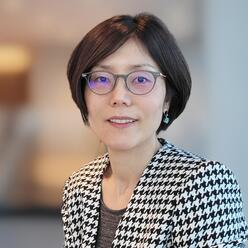 Lori Yue