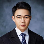 Ziv Zang Headshot