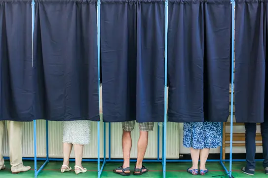 Who Controls the Votes?
