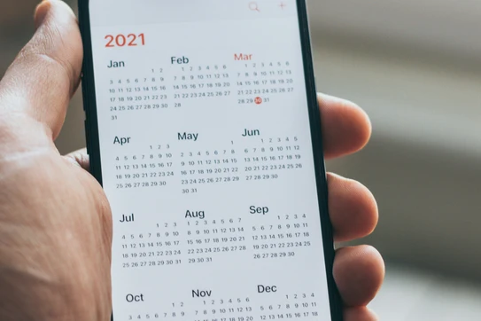 mobile calendar on phone