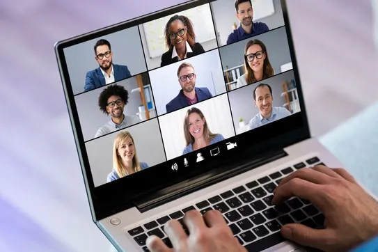 Immersive Teamwork: Balancing the Three Cs in Teams 