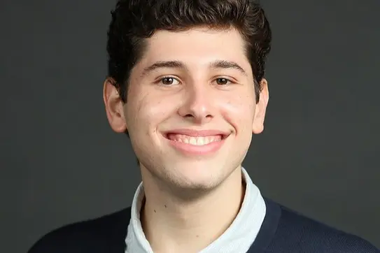 Mark Pérez Clanton photo