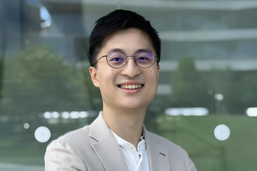 Rongchen Li